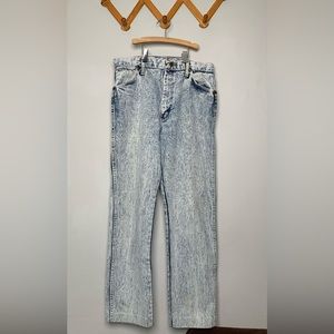 Women’s Vintage Pinstripe High-rise Acid Wash Wrangler Jeans